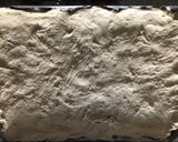Foto del paso 3 de la receta: Pizza casera 🍕 🤟🏼