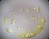 Hình bước làm 2 của món 🌱 Cà Tím Xào Tỏi, Lá Tía Tô & Tương Miso