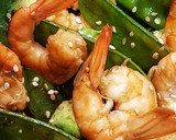 Foto del paso 2 de la receta: Tirabeques con gambas salteadas en salsa de ostras