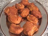 Filetes empanados y buñuelos