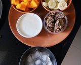 બનાના પપૈયાં ચોકો સ્મુધી (Banana Papaya Choco Smoothie Recipe In Gujarati) રેસીપી સ્ટેપ1ફોટો