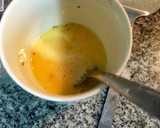Foto del paso 2 de la receta: Tortilla con pavo y queso