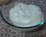 Foto del paso 4 de la receta: Bizcocho marmolado de naranja y chocolate - sin azúcar 🍊🍫👌