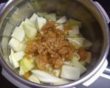 A picture of step 1 of Kachche aam ka sharbat (aam panna).