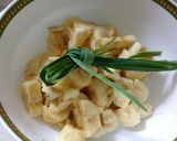 Foto langkah ke 1 dari resep Kolak Pisang Kurma.