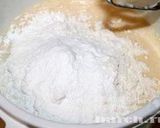 Фото кроку 5 до Кексы с плавлеными сырками - быстро, легко и очень вкусно.