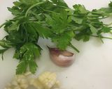 Foto del paso 1 de la receta: Revuelto de champiñones al ajillo para Otoño