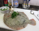 Foto del paso 1 de la receta: Rodaballo al horno al estilo dieta mediterránea