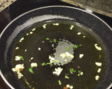 Foto del paso 2 de la receta: Revuelto de champiñones al ajillo para Otoño