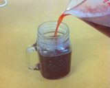 Foto langkah ke 4 dari resep Homemade Strawberry Syrup.