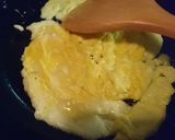 2Meow▶香腸豆皮炒飯的食譜步驟2照片