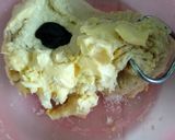 Foto langkah ke 4 dari resep Roti Pandan isi Unti Kelapa.