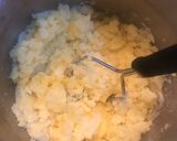 รูปขั้นตอนการทำที่ 2 ของ Mashed potato มันบด