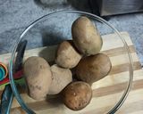 A picture of step 1 of Aloo Jeera.