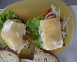 Foto langkah ke 6 dari resep Sourdough bread sandwich with chicken barbeque.