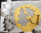 Foto del paso 3 de la receta: Galletitas árbol navideño