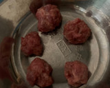 Foto langkah ke 1 dari resep Semur bola daging.