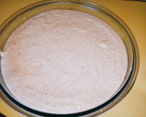 Foto del paso 10 de la receta: Cheesecake de frutillas 🍓y leche condensada sin horno