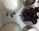 A picture of step 1 of Cherry ice cream.