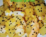 Foto del paso 9 de la receta: Ensalada tibia de calamar, langostinos, patatas y con emulsión de vinagreta de limón