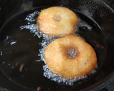 உளுந்து வடை & தயிர் வடை (urad dal vada &  Curd vada) ரெசிபி ஸ்டேப் 3 புகைப்படம்