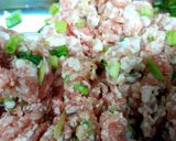 Hình bước làm 1 của món Thịt xay viên chiên