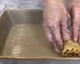 A picture of step 10 of Easy Lasagna Rolls Up.