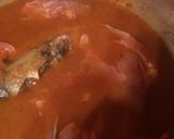 A picture of step 5 of Halászlé (Hungarian fisherman's soup).