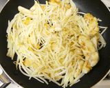 A picture of step 9 of Stir-Fried Tender Chicken Breast and Bean Sprouts with BBQ Sauce.