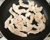 A picture of step 7 of Stir-Fried Tender Chicken Breast and Bean Sprouts with BBQ Sauce.
