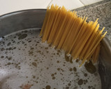 Foto del paso 5 de la receta: Espagueti con gulas y almejas