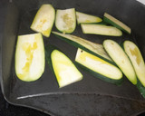 Foto del paso 5 de la receta: Timbal de verduras a la plancha con queso de cabra