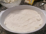 Tiramisù alla crema al  limone al profumo di limoncello,pistacchi e limone caramellato