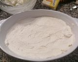 Foto del passaggio 4 della ricetta Tiramisù alla crema al limone al profumo di limoncello,pistacchi e limone caramellato