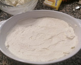 Foto del passaggio 4 della ricetta Tiramisù alla crema al  limone al profumo di limoncello,pistacchi e limone caramellato