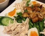 A picture of step 6 of Crispy chicken salad.