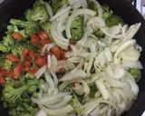Foto del paso 1 de la receta: Fideos con crema de brócoli