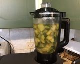 Une image de l'étape 8 de Velouté de courgettes et pommes de terre à la crème.