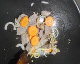Foto langkah ke 4 dari resep Beef Shitake.