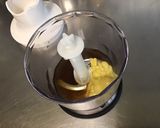 Une image de l'étape 2 de Sauce salade au soja, melfor et moutarde américaine.
