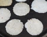 Foto del paso 3 de la receta: Tostaditas de arroz para un antojito en época de ansiedad