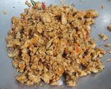 Foto langkah ke 2 dari resep Tumis Oncom Leunca Kemangi.