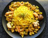 Foto del paso 7 de la receta: Nidos de calabacín, portobello y langostinos