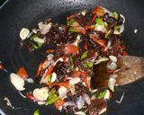 Foto langkah ke 7 dari resep Oseng Pedas Gurih Dendeng Sapi Manis.