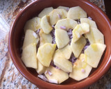 Foto del paso 2 de la receta: Pollo asado con manzanas y setas