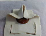 Foto del paso 2 de la receta: Flores de hojaldre con crema de castañas