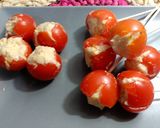 Foto del paso 2 de la receta Ramo de tulipanes (tomates rellenos)