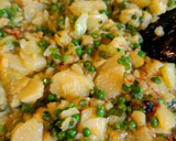 Foto del paso 3 de la receta: Tortilla de patatas, calabacín y guisantes