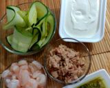 Foto del paso 1 de la receta: Rollitos de pepino rellenos, de atún y gambas