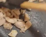 Foto del paso 1 de la receta: Macarrones al curry con pollo